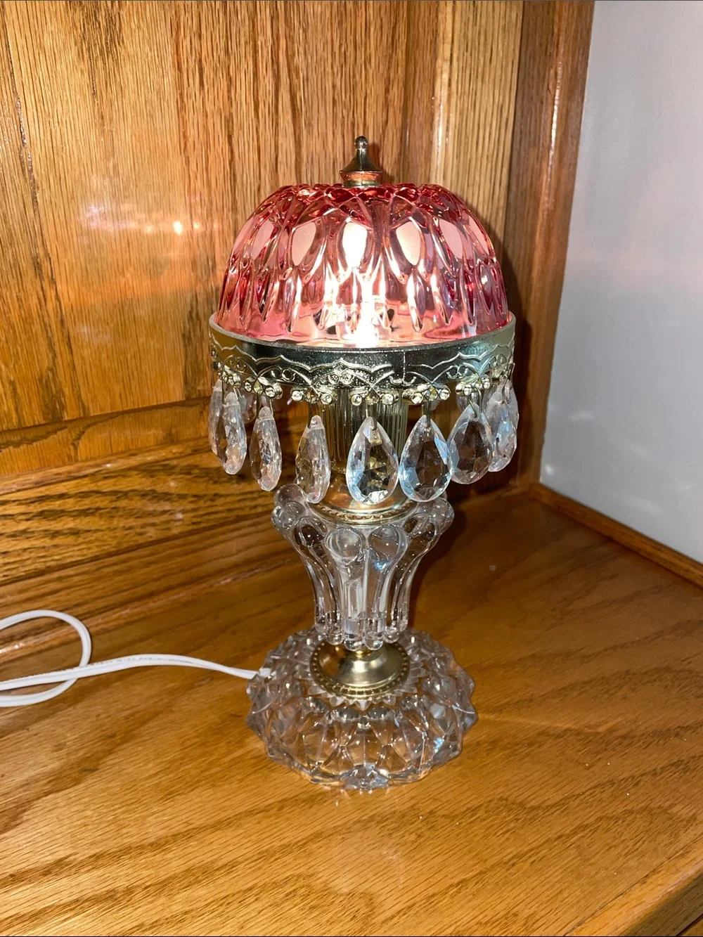 Vintage Michelotti Cranberry Pink Crystal Boudoir 10” Lamp .  Great Condition!